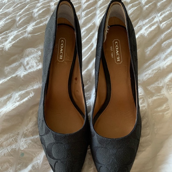 Coach black monogram high heels size 8 - Picture 14 of 16